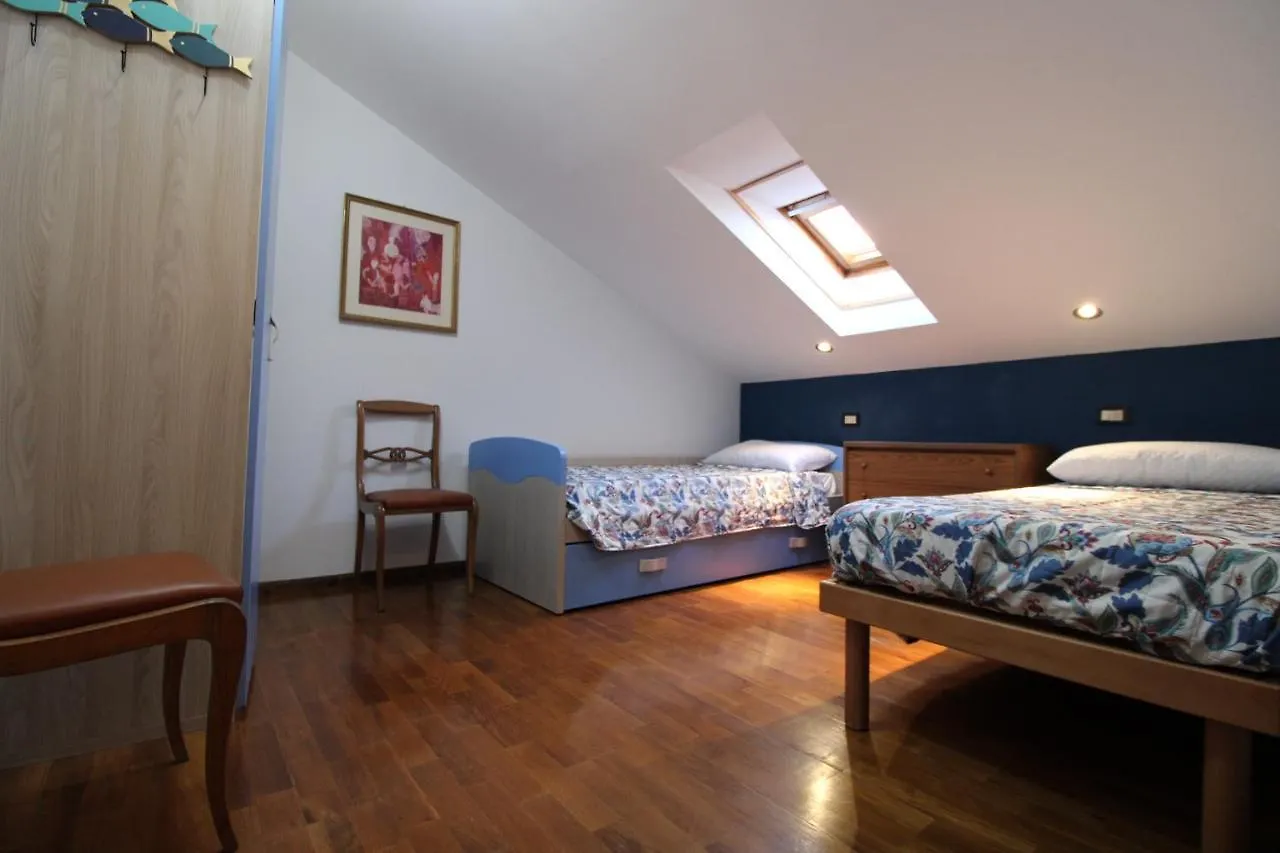 Da Antonietta By Holiday World Apartment Chiavari