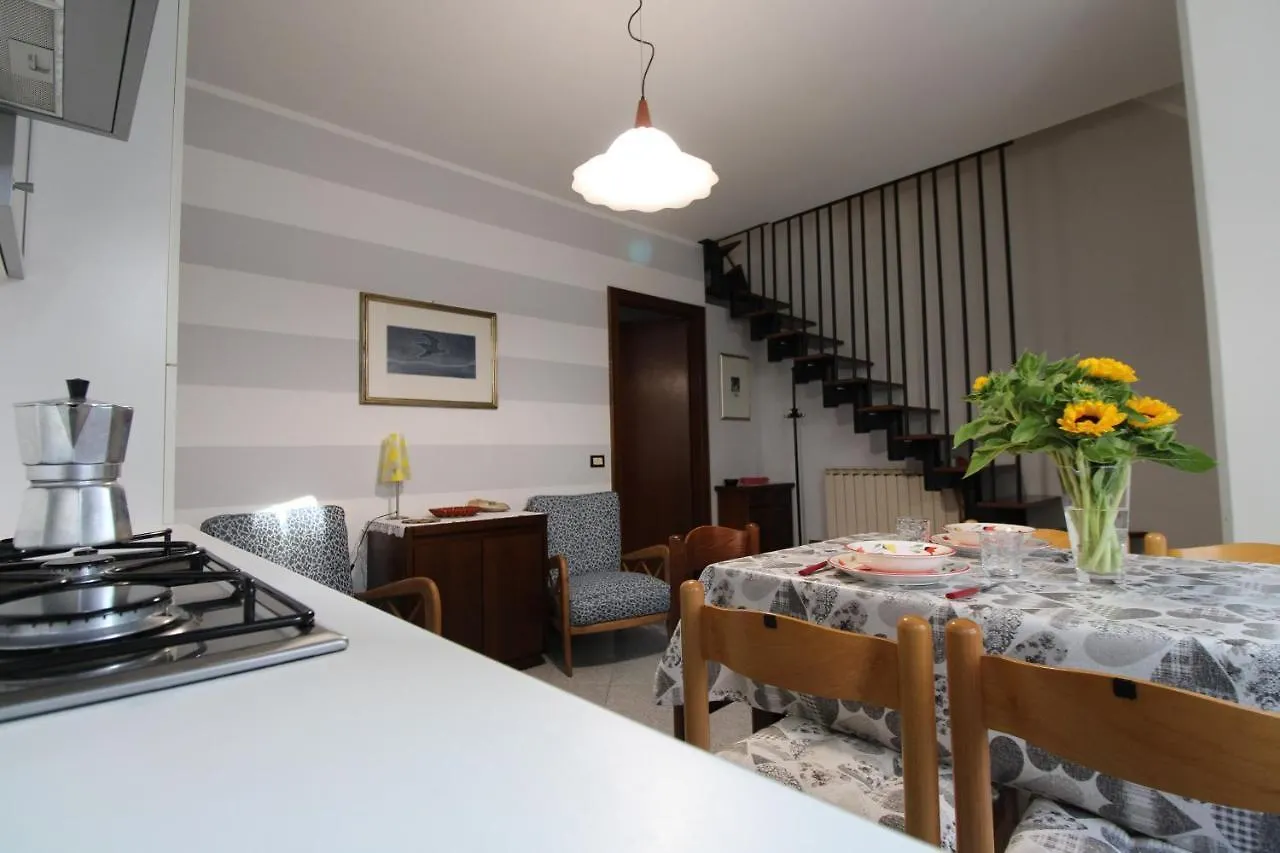 Da Antonietta By Holiday World Apartment Chiavari