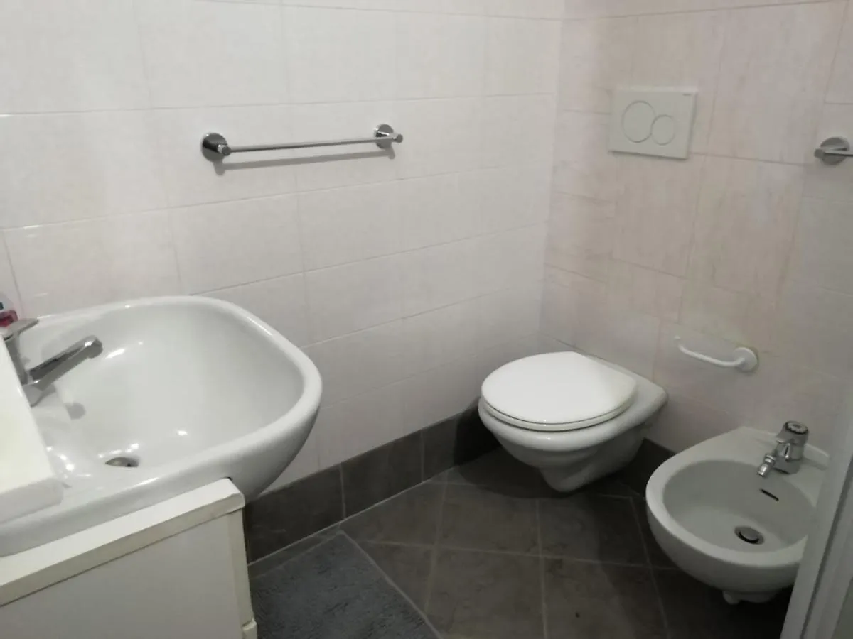 Da Antonietta By Holiday World Apartment Chiavari