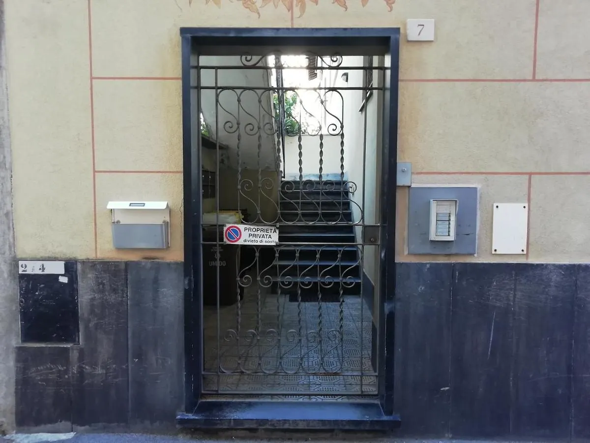 Da Antonietta By Holiday World Apartment Chiavari